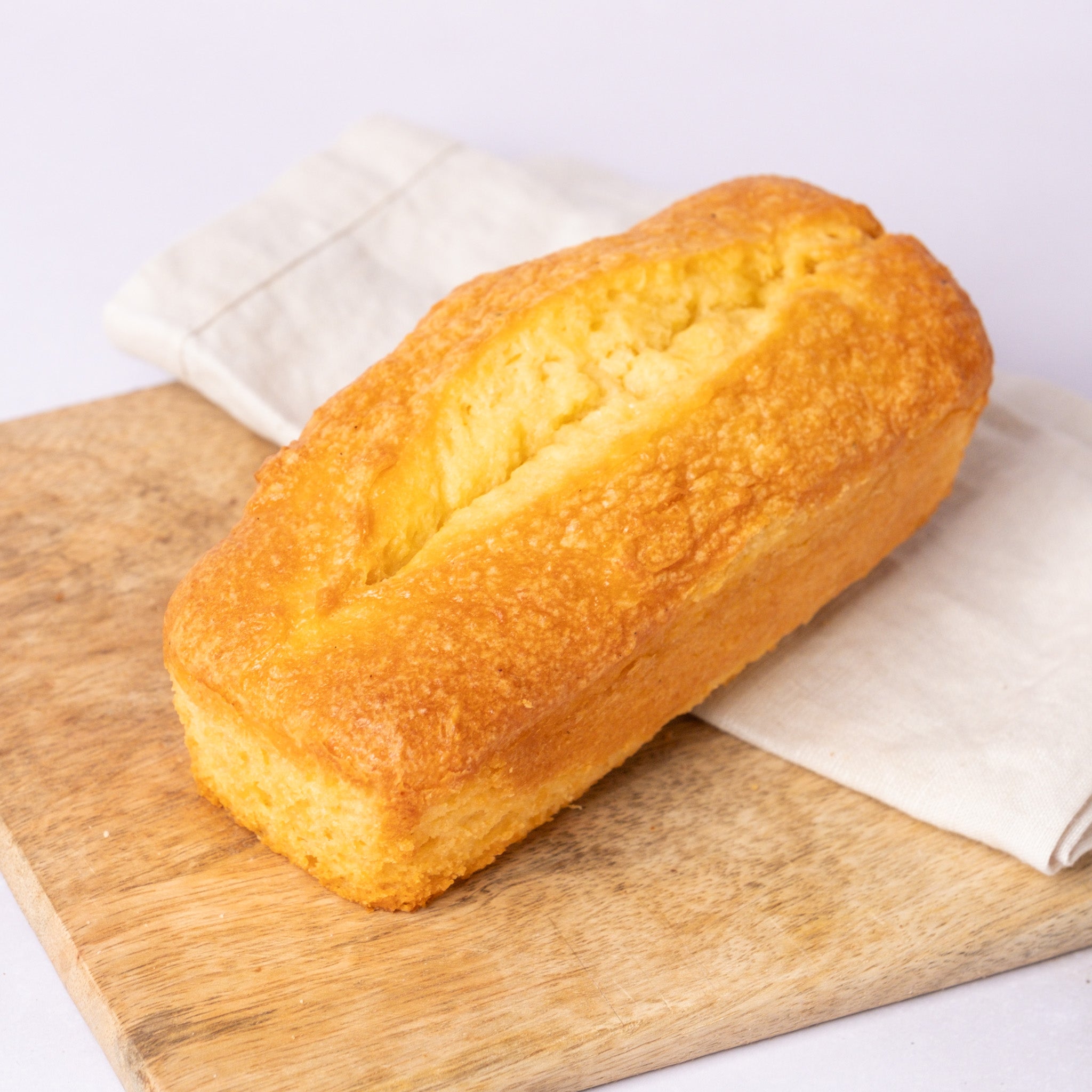 Almond Cake, glutenfreier laktosefreier Rührkuchen mit Mandel und Vanille, Isabella Glutenfreie Patisserie, Foto 1