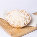 Aprikosen-Pistazien Crumble, glutenfreier veganer Streuselkuchen, verpackt, Isabella Glutenfreie Patisserie