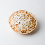 Winter vegan crumble / pear &amp; nougat